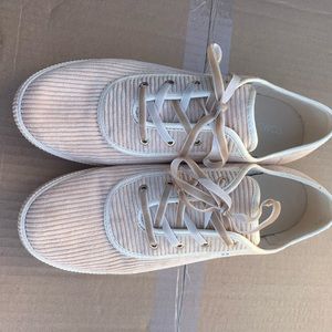 TOMS Women's "Carmel" Corduroy Tan Oxford Sneaker Size 9.5